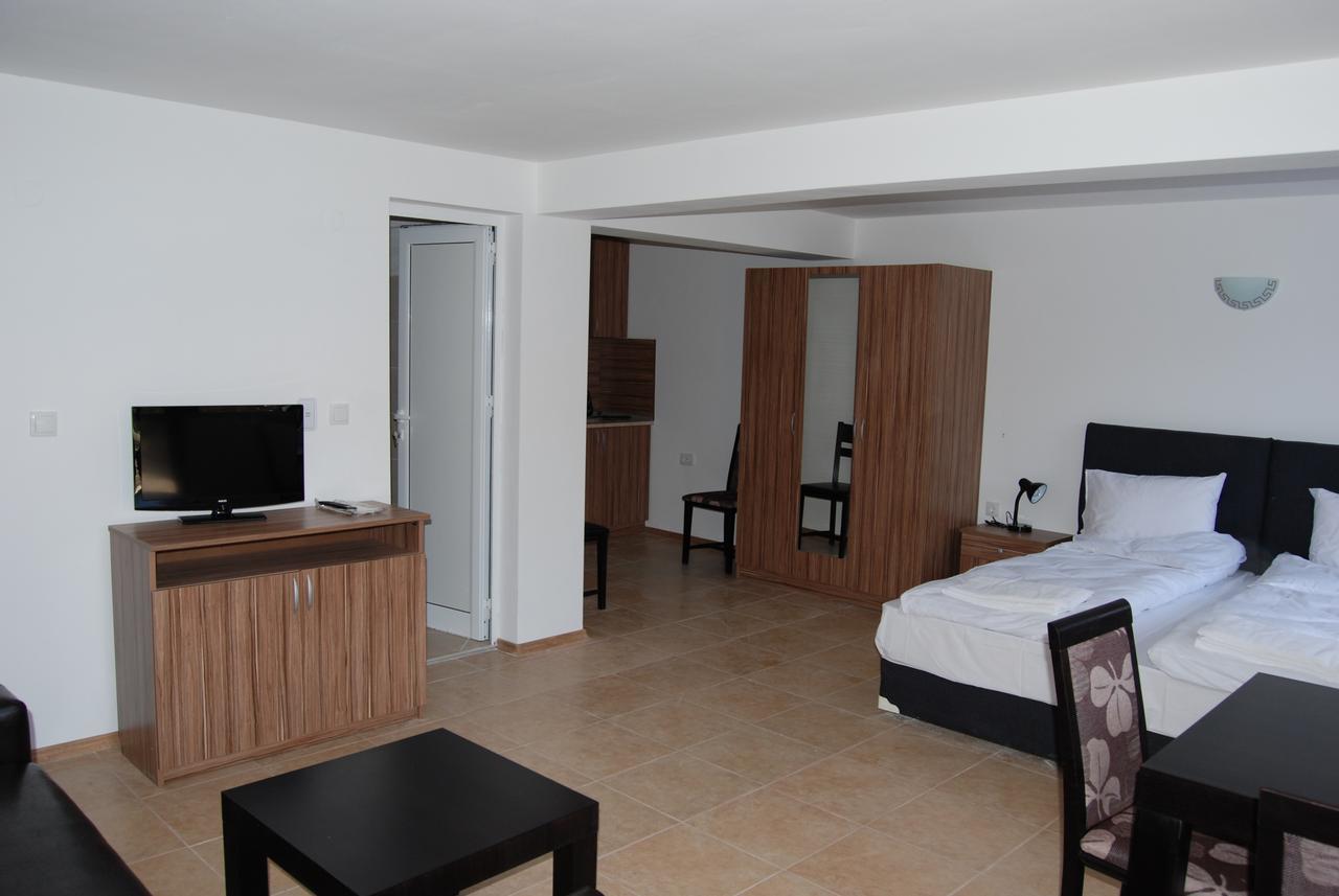 Vidima Apartment Hotel Apriltsi  Rum bild