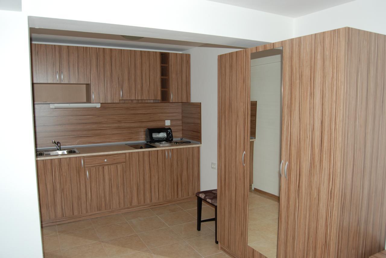 Vidima Apartment Hotel Apriltsi  Rum bild