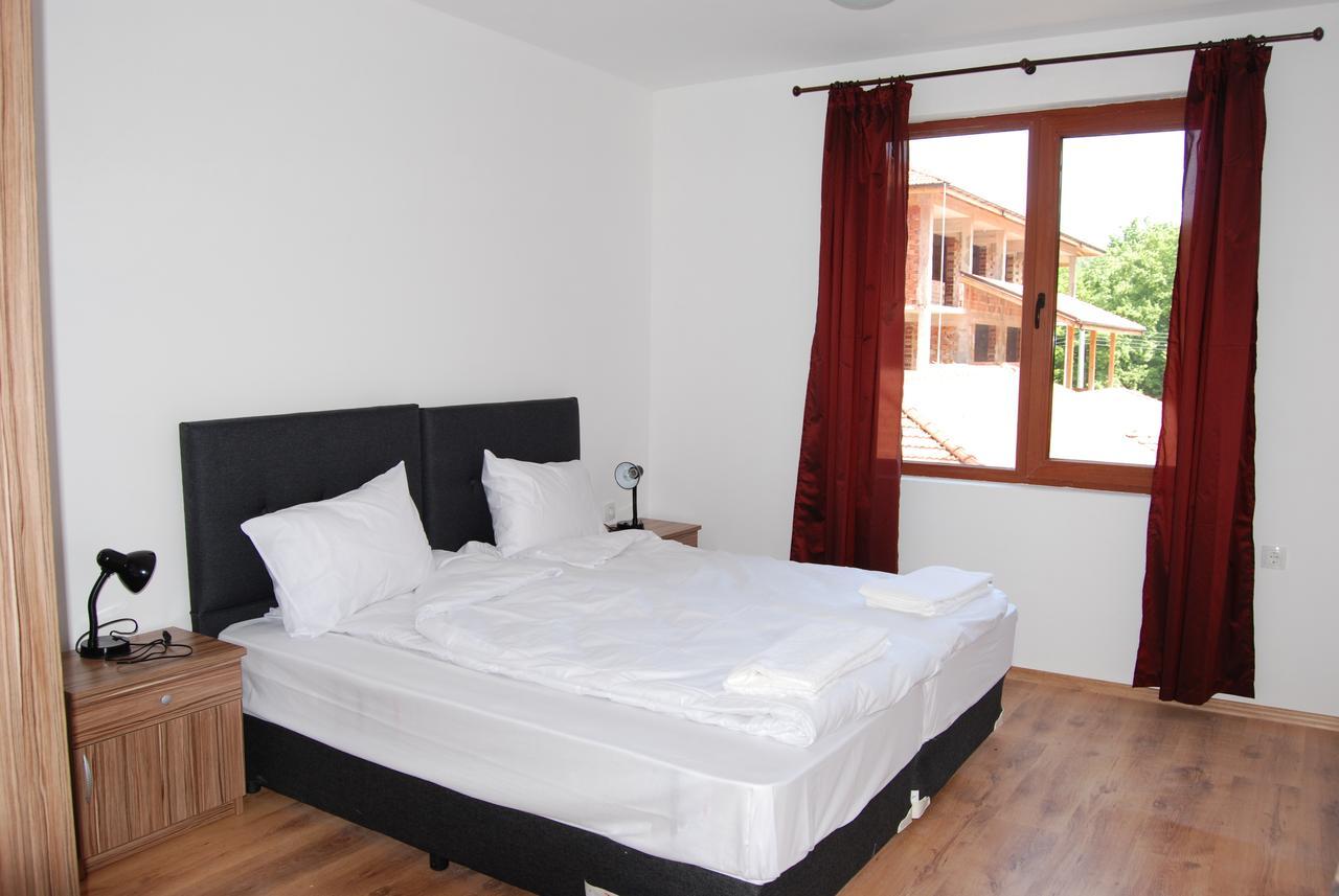 Vidima Apartment Hotel Apriltsi  Rum bild